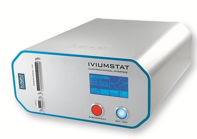 Iviumstat, potenciostato/galvanostato para aplicaciones que requieren un amplio rango dinámico, como ensayos de baterías, mediciones de corrosión y aplicaciones de investigación electroquímica.